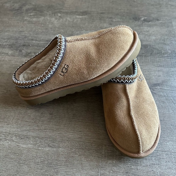 UGG Shoes - Ugg Tasman Slippers Women’s Size 9